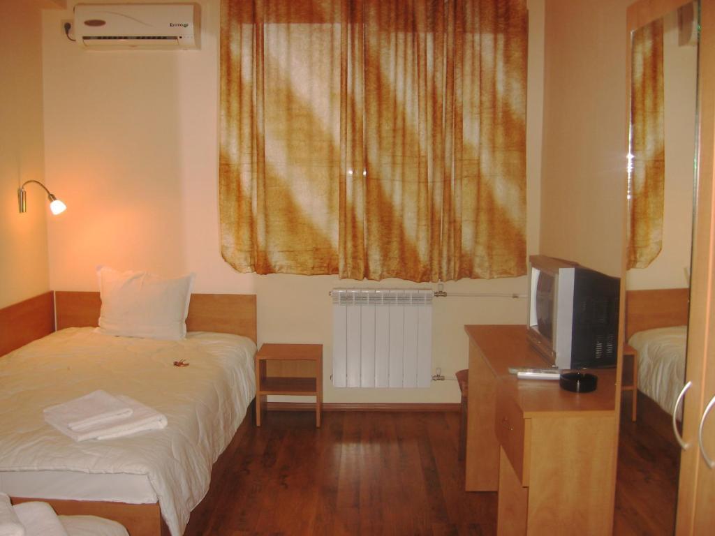 Hotel Queen Aydemir Cameră foto